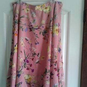 NWOT CALVIN KLEIN MIDI SKIRT